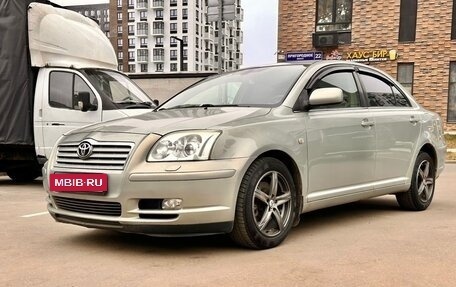 Toyota Avensis III рестайлинг, 2004 год, 750 000 рублей, 15 фотография