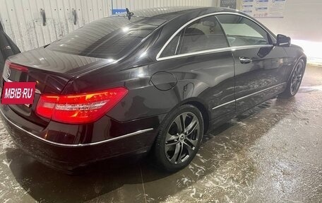 Mercedes-Benz E-Класс, 2010 год, 1 580 000 рублей, 7 фотография