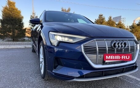 Audi e-tron Sportback I, 2021 год, 2 400 000 рублей, 10 фотография