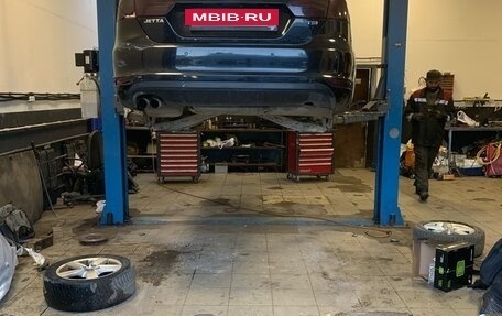 Volkswagen Jetta VI, 2011 год, 700 000 рублей, 3 фотография