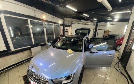 Audi A4, 2016 год, 2 200 000 рублей, 10 фотография