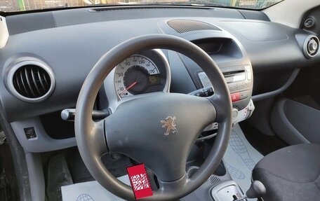 Peugeot 107 I рестайлинг, 2011 год, 439 000 рублей, 7 фотография