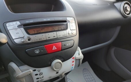 Peugeot 107 I рестайлинг, 2011 год, 439 000 рублей, 10 фотография