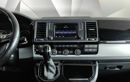 Volkswagen Multivan T6 рестайлинг, 2015 год, 2 799 000 рублей, 10 фотография