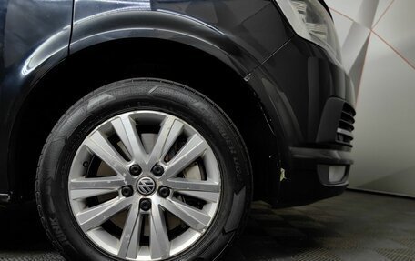 Volkswagen Multivan T6 рестайлинг, 2015 год, 2 799 000 рублей, 16 фотография