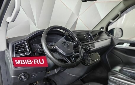 Volkswagen Multivan T6 рестайлинг, 2015 год, 2 799 000 рублей, 13 фотография