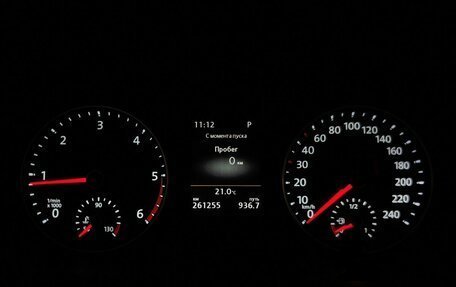 Volkswagen Multivan T6 рестайлинг, 2015 год, 2 799 000 рублей, 20 фотография