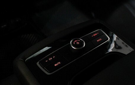 KIA K7, 2019 год, 2 399 000 рублей, 23 фотография