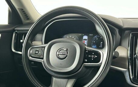 Volvo S90 II рестайлинг, 2021 год, 2 999 000 рублей, 16 фотография