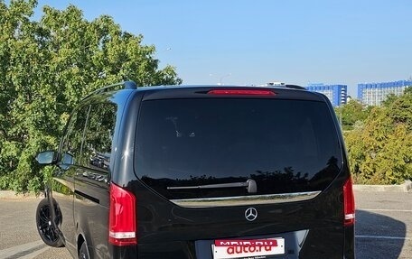 Mercedes-Benz V-Класс, 2018 год, 4 700 000 рублей, 6 фотография