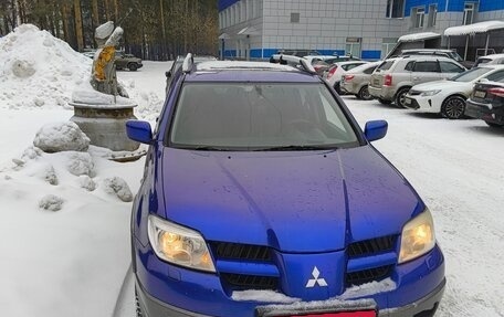 Mitsubishi Outlander III рестайлинг 3, 2006 год, 830 000 рублей, 3 фотография