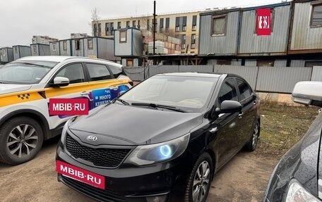 KIA Rio III рестайлинг, 2015 год, 860 000 рублей, 3 фотография