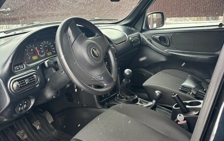 Chevrolet Niva I рестайлинг, 2016 год, 855 000 рублей, 6 фотография