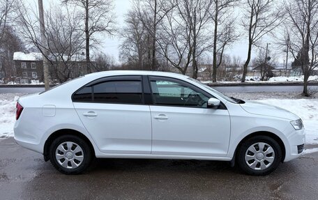 Skoda Rapid I, 2018 год, 1 175 000 рублей, 4 фотография