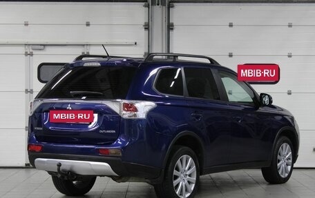 Mitsubishi Outlander III рестайлинг 3, 2014 год, 1 457 000 рублей, 5 фотография