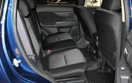 Mitsubishi Outlander III рестайлинг 3, 2014 год, 1 457 000 рублей, 14 фотография