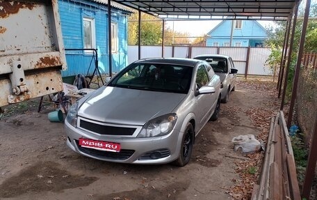 Opel Astra H, 2005 год, 395 000 рублей, 1 фотография