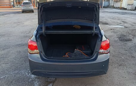 Chevrolet Cruze II, 2013 год, 700 000 рублей, 7 фотография