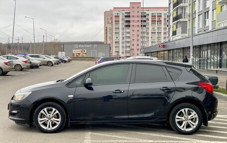 Opel Astra J, 2013 год, 790 000 рублей, 2 фотография