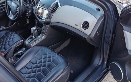 Chevrolet Cruze II, 2013 год, 700 000 рублей, 13 фотография