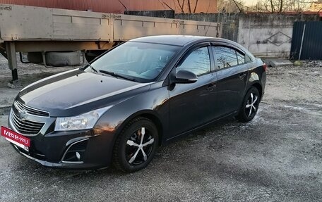 Chevrolet Cruze II, 2013 год, 700 000 рублей, 2 фотография