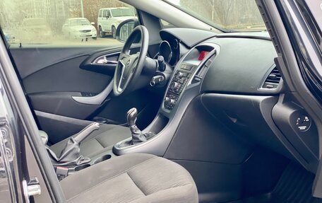 Opel Astra J, 2013 год, 790 000 рублей, 13 фотография