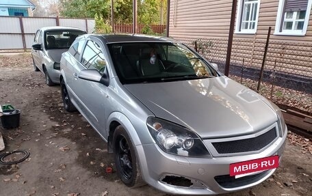 Opel Astra H, 2005 год, 395 000 рублей, 2 фотография
