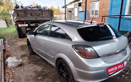 Opel Astra H, 2005 год, 395 000 рублей, 3 фотография
