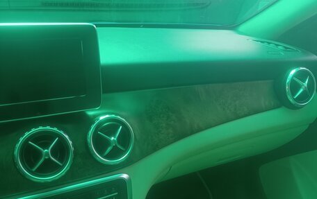 Mercedes-Benz GLA, 2016 год, 1 750 000 рублей, 3 фотография