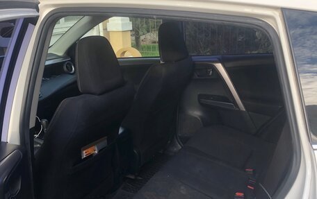 Toyota RAV4, 2016 год, 2 120 000 рублей, 11 фотография