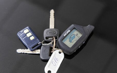 Scion xB II рестайлинг, 2004 год, 638 000 рублей, 39 фотография