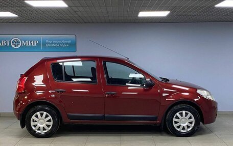 Renault Sandero I, 2012 год, 550 000 рублей, 4 фотография