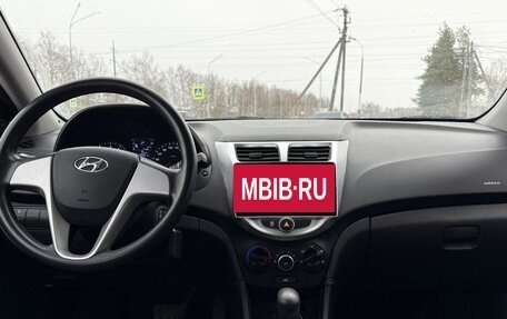 Hyundai Solaris II рестайлинг, 2013 год, 725 000 рублей, 11 фотография