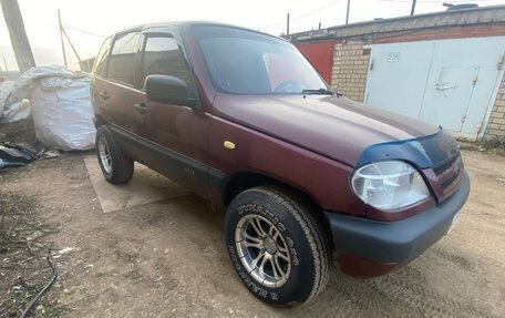 Chevrolet Niva I рестайлинг, 2004 год, 200 000 рублей, 3 фотография