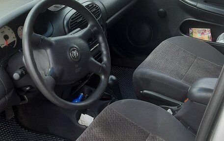 Dodge Neon II, 2000 год, 200 000 рублей, 5 фотография