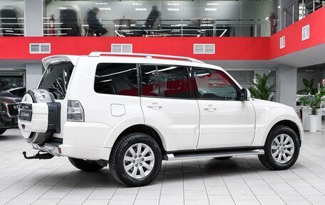 Mitsubishi Pajero IV, 2011 год, 1 699 000 рублей, 2 фотография