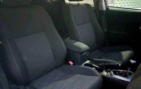 Toyota Auris II, 2013 год, 1 380 000 рублей, 10 фотография