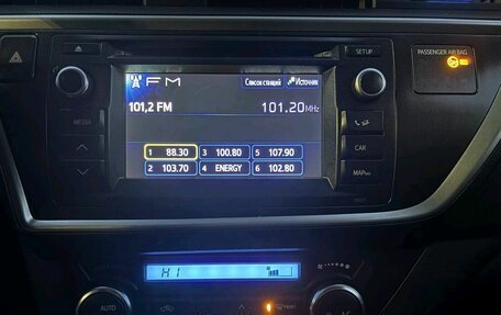 Toyota Auris II, 2013 год, 1 380 000 рублей, 13 фотография