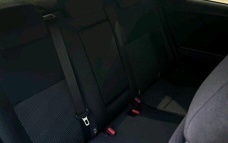 Toyota Auris II, 2013 год, 1 380 000 рублей, 11 фотография