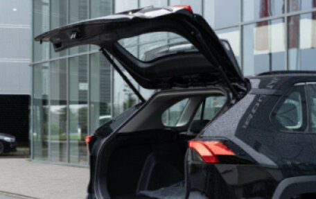 Toyota RAV4, 2025 год, 4 690 000 рублей, 17 фотография