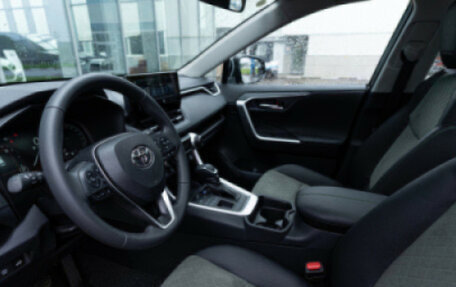 Toyota RAV4, 2025 год, 4 690 000 рублей, 25 фотография