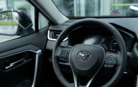 Toyota RAV4, 2025 год, 4 690 000 рублей, 32 фотография