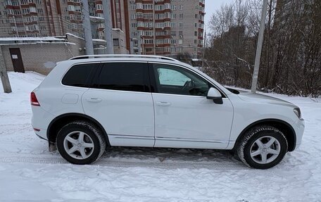 Volkswagen Touareg III, 2013 год, 2 500 000 рублей, 3 фотография
