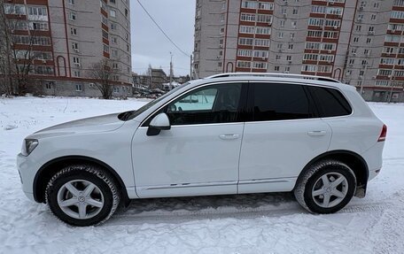 Volkswagen Touareg III, 2013 год, 2 500 000 рублей, 2 фотография
