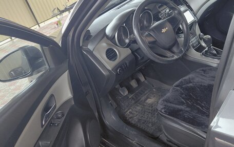 Chevrolet Cruze II, 2011 год, 630 000 рублей, 9 фотография