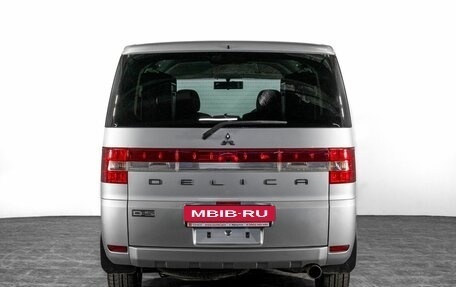 Mitsubishi Delica D:5 I, 2007 год, 1 450 000 рублей, 4 фотография