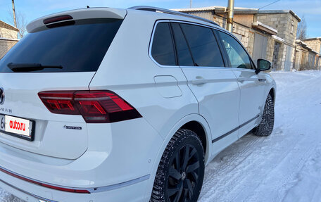 Volkswagen Tiguan II, 2021 год, 3 750 000 рублей, 5 фотография