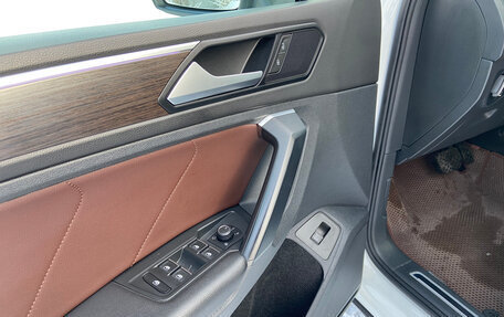 Volkswagen Tiguan II, 2021 год, 3 750 000 рублей, 16 фотография