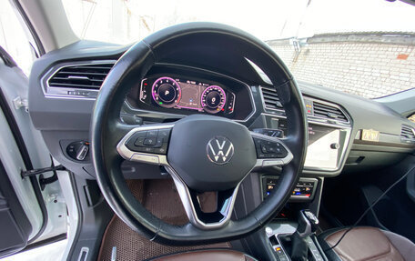 Volkswagen Tiguan II, 2021 год, 3 750 000 рублей, 13 фотография