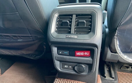 Volkswagen Tiguan II, 2021 год, 3 750 000 рублей, 17 фотография